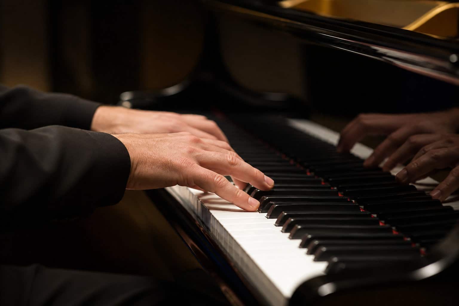 Comprendre la structure du mode dorien au piano
