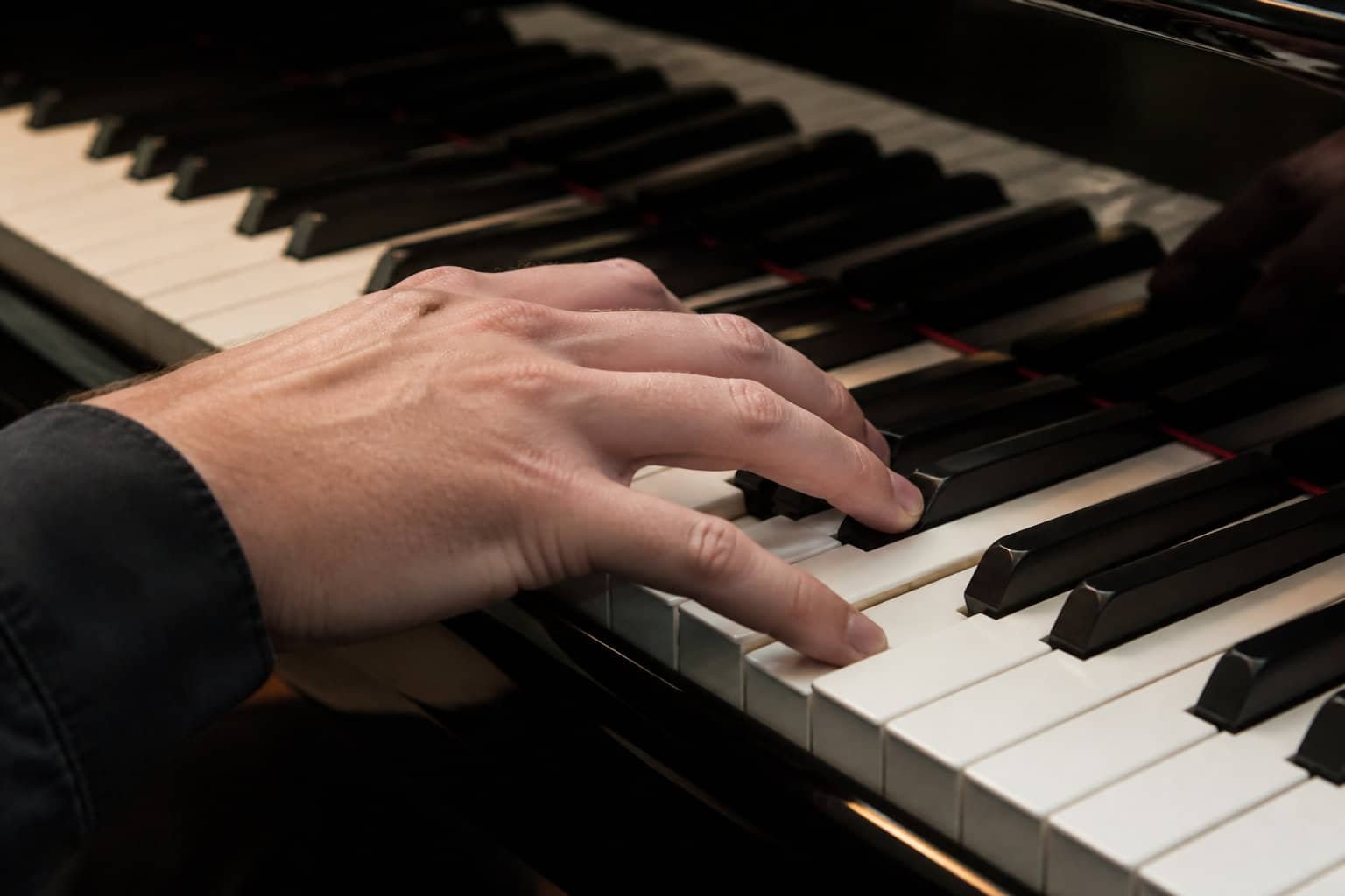 Comprendre les renversements de triades au piano jazz